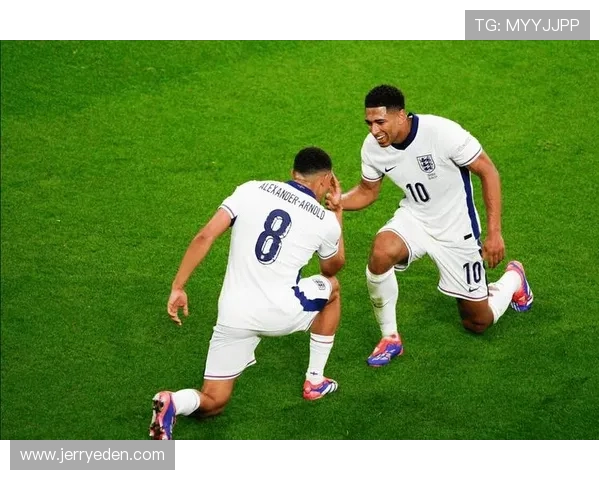 贝林厄姆单赛季进球能力解析：前插威胁是否达历史级中场水准